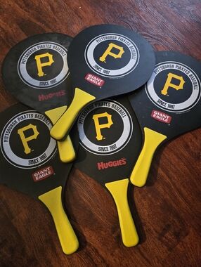 Pittsburgh Pirates Paddle Ball Set of 5 Giant Eagle Huggies Baseball Paddles